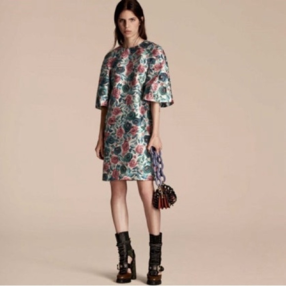 BURBERRY Rose Print Accent Sleeve Shift Dress Size US8 VGUC